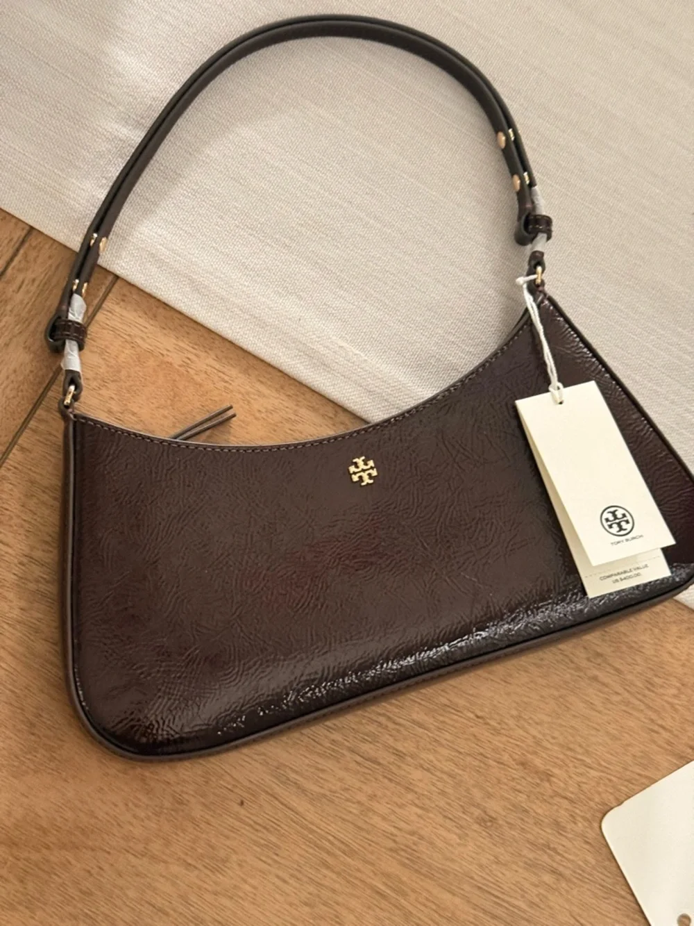 Tory Burch Patent Leather Shoulder Bag in Dark Brown with Gold Logo - Picture 1 of 10